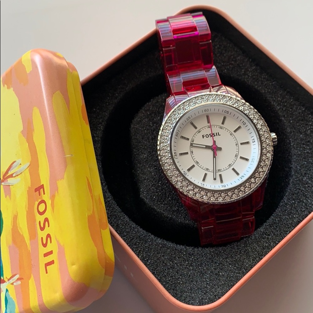 NWOT Fuschia Fossil Watch